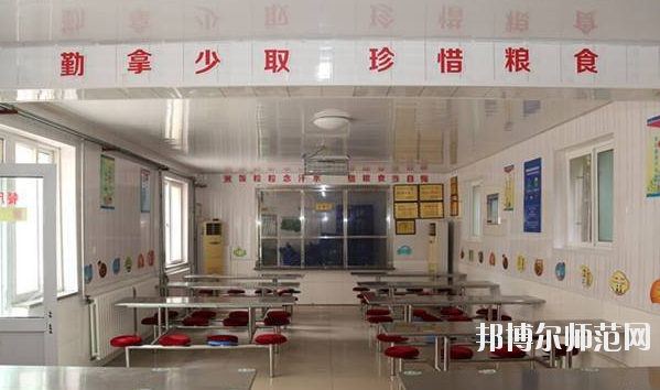 南充數(shù)控工程幼兒師范學校2020年報名條件、招生要求、招生對象 