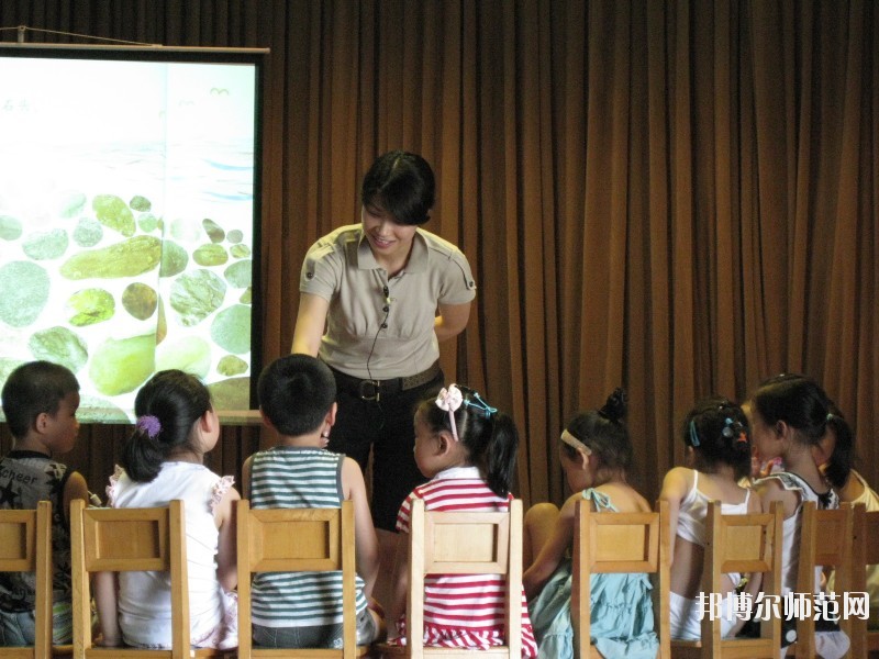 無錫2020年女生適合幼師學(xué)校嗎