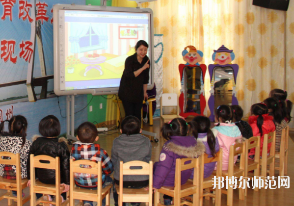 石家莊2020年女生讀幼師學校好嗎