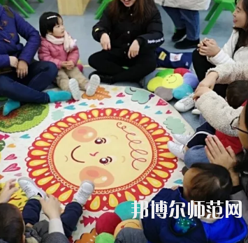 鄭州2020年女生在幼師學校學什么好