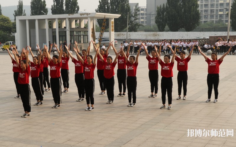 云南2021年職高好還是幼師學(xué)校好