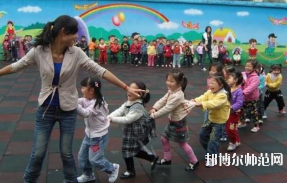 滄州2021年女生上什么幼師學(xué)校比較好