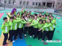 廣東2022年女生上幼師學校學什么專業(yè)好