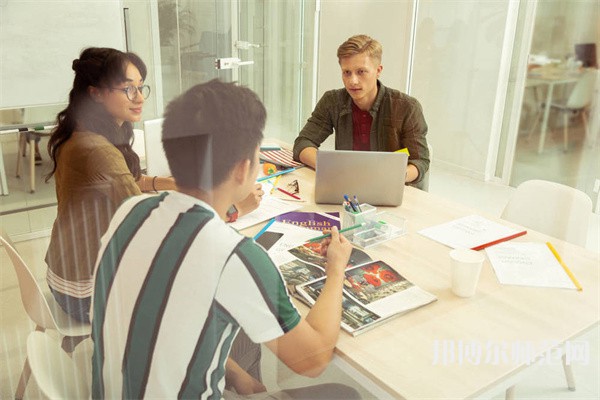 贛州漢語言文學學校有哪些 贛州漢語言文學學校名單一覽表